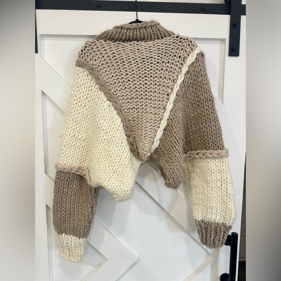 Cozy Colorblock Sweater - Picture 12 of 12